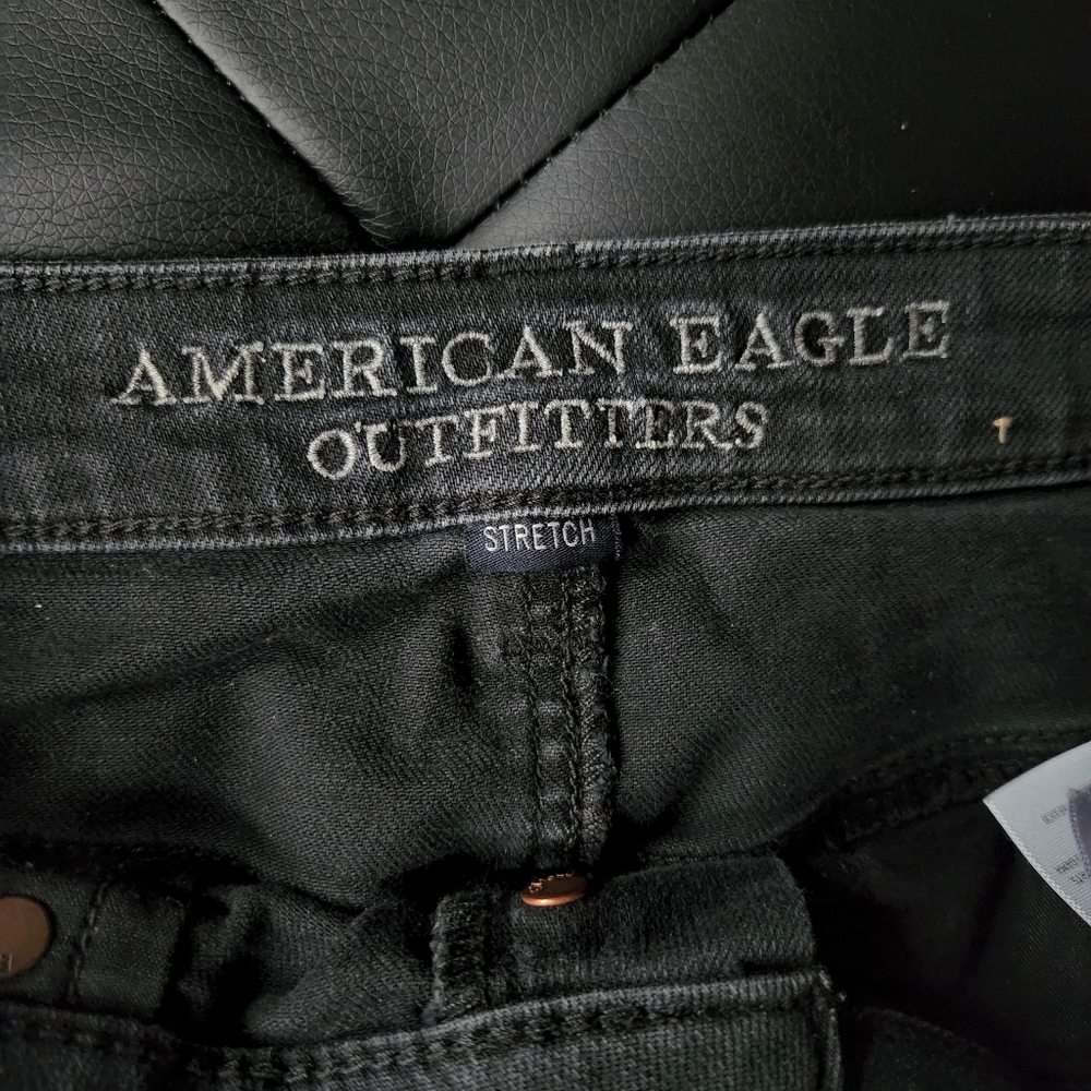Black Distressed mini skirt - Picture 3 of 3